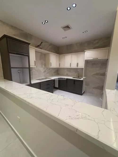 Apartment 638 SQM with 3 Bedrooms Al Azizeyyah, North Jeddah, Jeddah