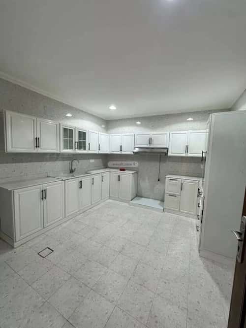 Villa 670 SQM Facing South with 5 Bedrooms As-Sulaimanyah, Central Riyadh, Riyadh