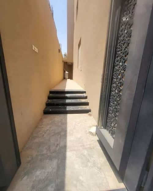 شقة 798.7 متر مربع ب 3 غرف عرقة، غرب الرياض، الرياض