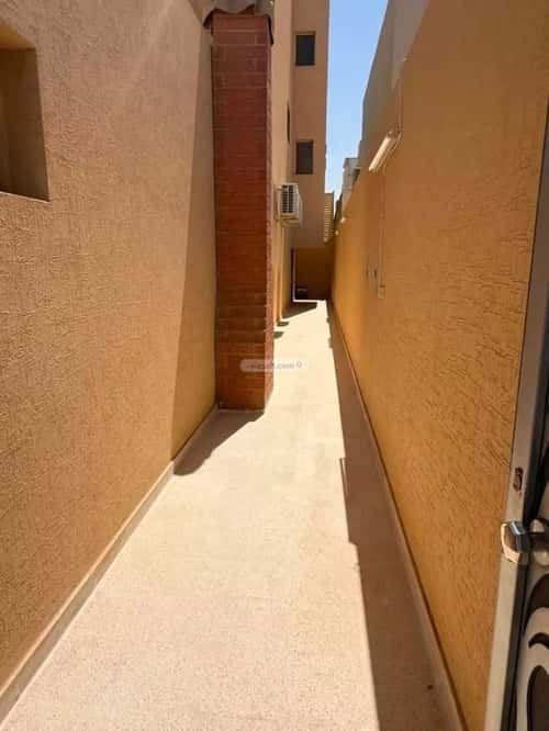 شقة 525 متر مربع ب 3 غرف عرقة، غرب الرياض، الرياض