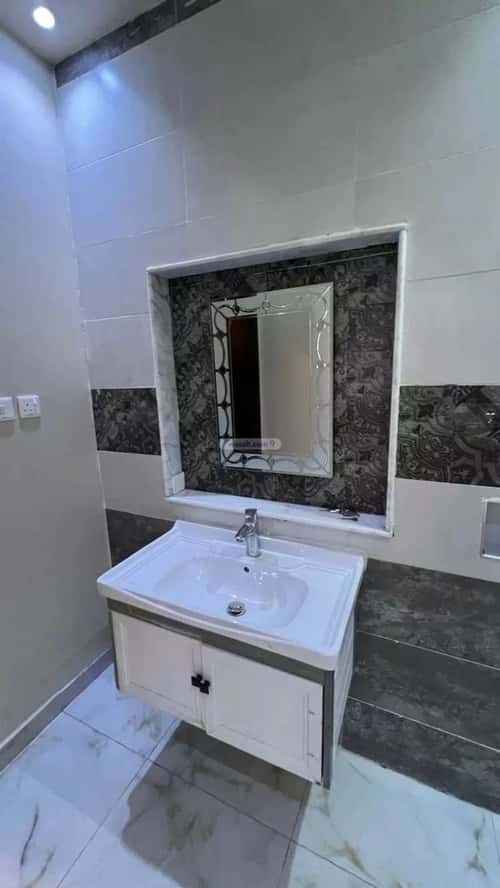 Apartment 830.11 SQM with 4 Bedrooms Al-Qadisiyah Al-Gharbiyah, Alttayif