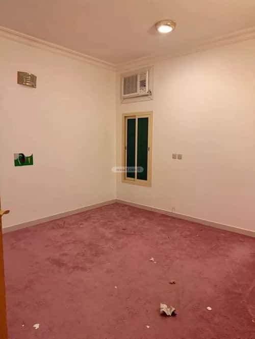 Floor 300.27 SQM with 4 Bedrooms Irqah, West Riyadh, Riyadh