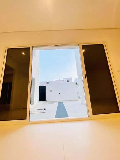 فيلا 224 متر مربع واجهة غربية ب 5 غرف الفاروق، وسط الرياض، الرياض