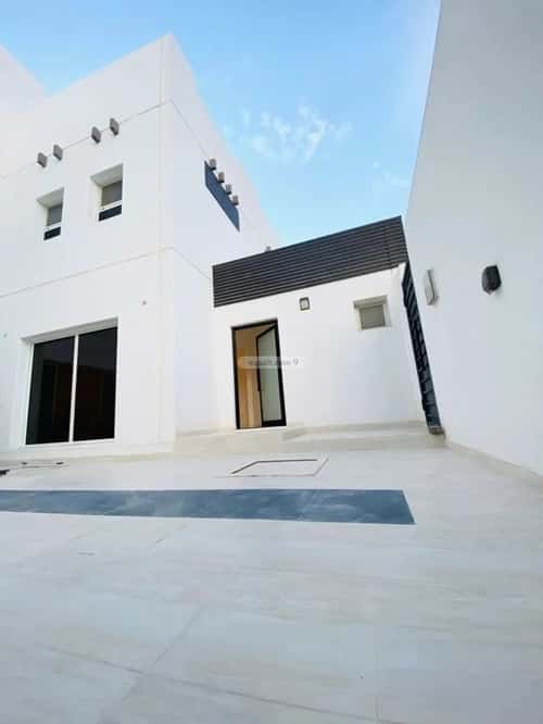 Villa 224 SQM Facing West with 5 Bedrooms Al-Faruq, Central Riyadh, Riyadh