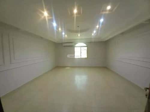 Building 663.57 SQM Facing East Badr, Aldammam