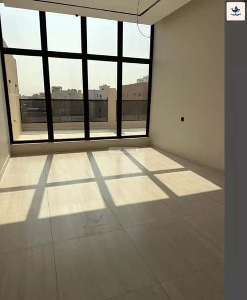 فيلا 193.89 متر مربع جنوبية على شارع 16م النهضة، شمال جدة، جدة