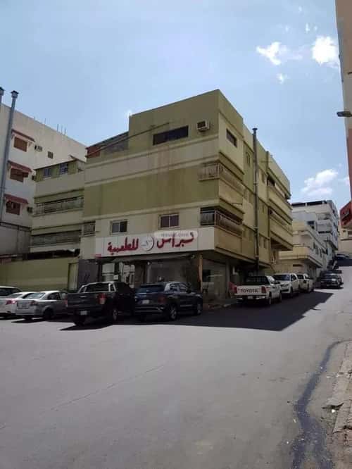 Building 400 SQM Facing North Al Aziziyah, Abha