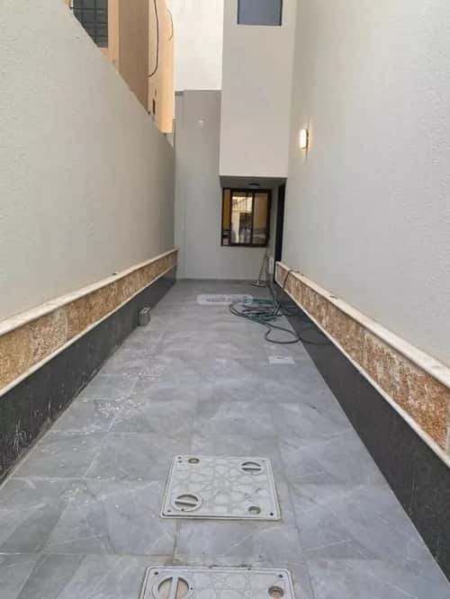 Floor 154.61 SQM with 5 Bedrooms West An-Naseem, East Riyadh, Riyadh