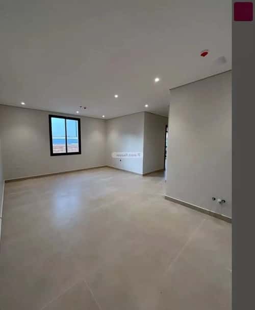 Building 910 SQM Facing East Al-Arid, North Riyadh, Riyadh