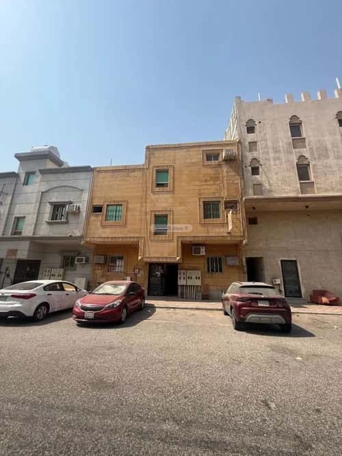 عمارة 162.61 متر مربع واجهة غربية ابن خلدون، الدمام