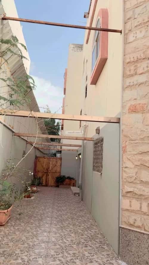 Villa 900 SQM Facing North West on 25m Width Street Al Sheraa, North Jeddah, Jeddah