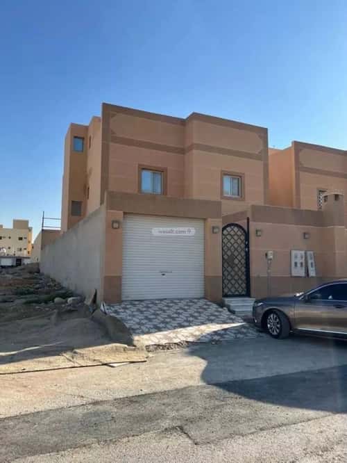 Floor 229.33 SQM with 8 Bedrooms Okaz, South Riyadh, Riyadh