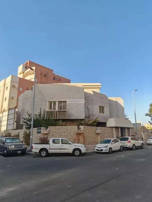 Villa 700 SQM Facing South West on 15m Width Street Al Zahrah, North Jeddah, Jeddah