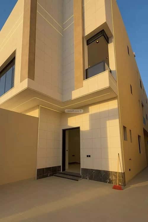 Floor 230.21 SQM with 4 Bedrooms Al Bayan, East Riyadh, Riyadh