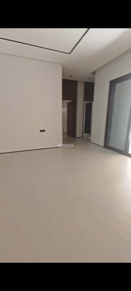Floor with 5 Bedrooms Al-Andalus, East Riyadh, Riyadh