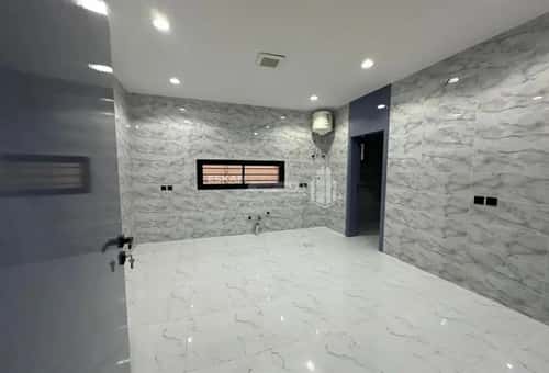 Floor 450 SQM with 6 Bedrooms The Housing District, Alttayif