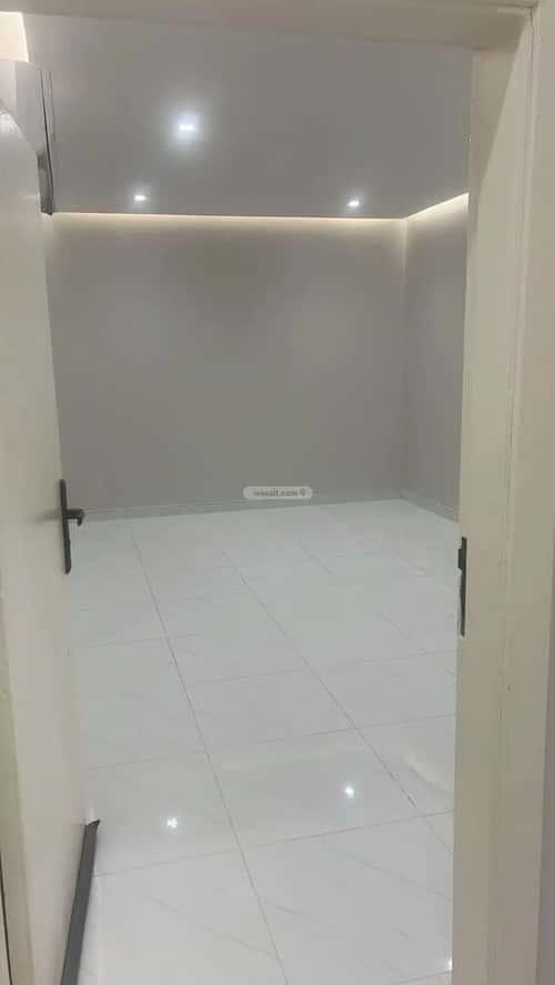 Apartment 400 SQM with 2 Bedrooms West Al-Oraija, West Riyadh, Riyadh