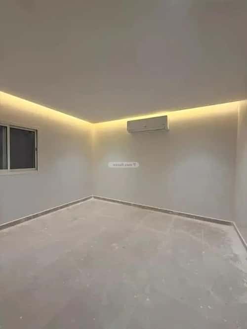 Building 1000 SQM Facing East Al-Hamra, East Riyadh, Riyadh