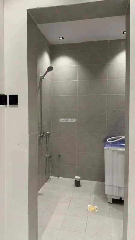 Floor 169.83 SQM with 5 Bedrooms Okaz, South Riyadh, Riyadh