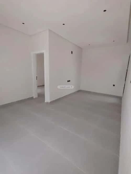 Building 500 SQM Facing South Al-Malaz, Central Riyadh, Riyadh