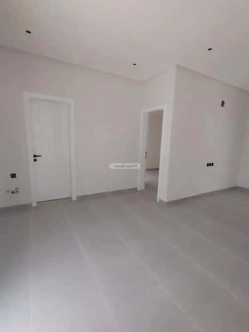 Building 500 SQM Facing South Al-Malaz, Central Riyadh, Riyadh
