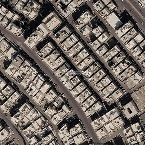 Building 438.39 SQM Facing East Al Arid, Madinah