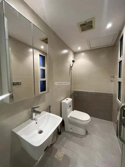 Villa 206 SQM Facing East with 5 Bedrooms Al Hezam Al Akhdar, Khobar