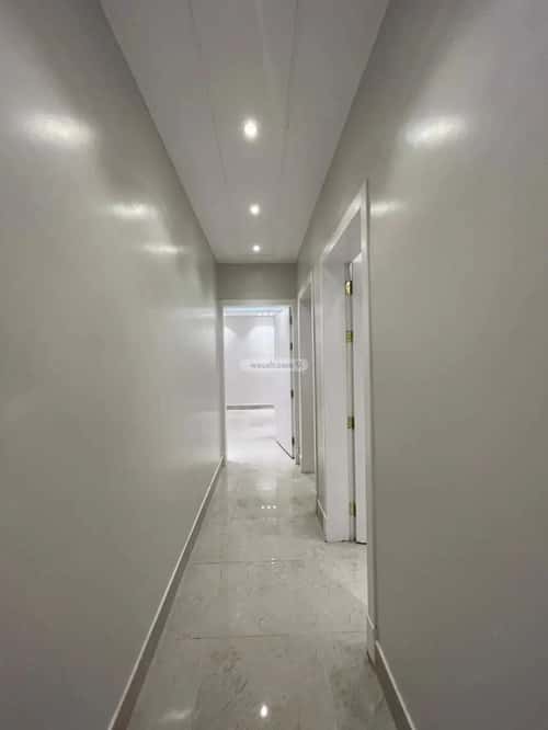Villa 206 SQM Facing East with 5 Bedrooms Al Hezam Al Akhdar, Khobar