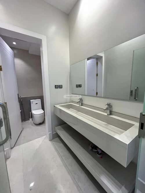 Villa 206 SQM Facing East with 5 Bedrooms Al Hezam Al Akhdar, Khobar