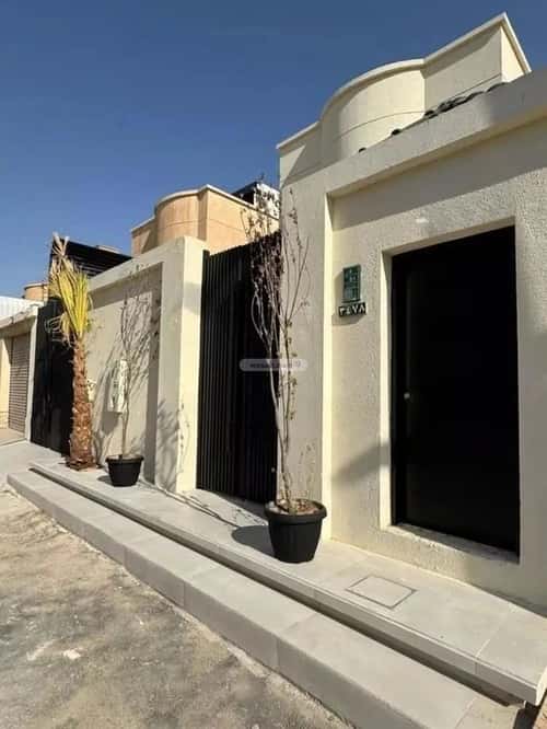 Villa 250 SQM Facing South with 4 Bedrooms An-Nafel, North Riyadh, Riyadh