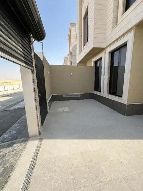 Floor 210.4 SQM with 3 Bedrooms Al Bayan, East Riyadh, Riyadh