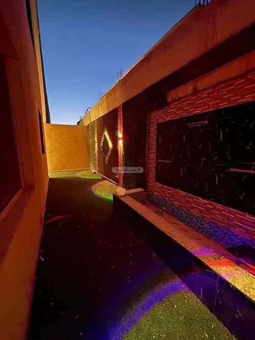 فيلا 300 متر مربع واجهة شمالية ب 7 غرف طويق، غرب الرياض، الرياض
