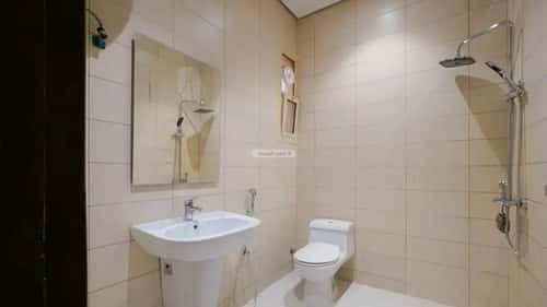 Building 900 SQM Facing South Hitteen, North Riyadh, Riyadh