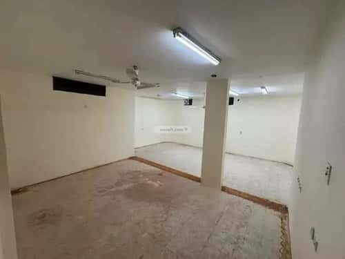 Floor 687.5 SQM with 5 Bedrooms King Faisal, East Riyadh, Riyadh