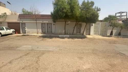 Rest House 300 SQM Facing West on 20m Width Street As-Sulai, East Riyadh, Riyadh