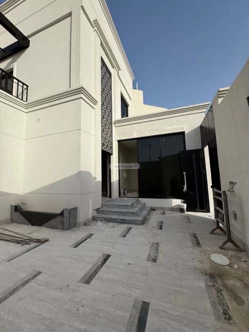 Villa 607.39 SQM King Fahad Dist, Aldammam