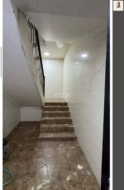 عمارة 525 متر مربع ضاحية الملك فهد، الدمام