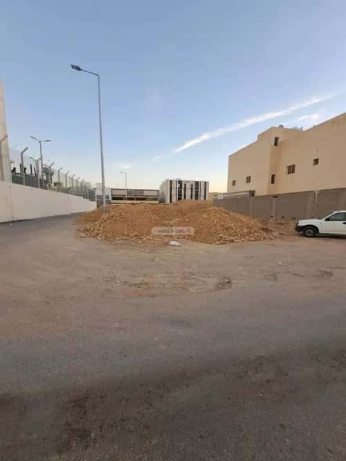 Land 750 SQM Facing North Al-Khear, North Riyadh, Riyadh