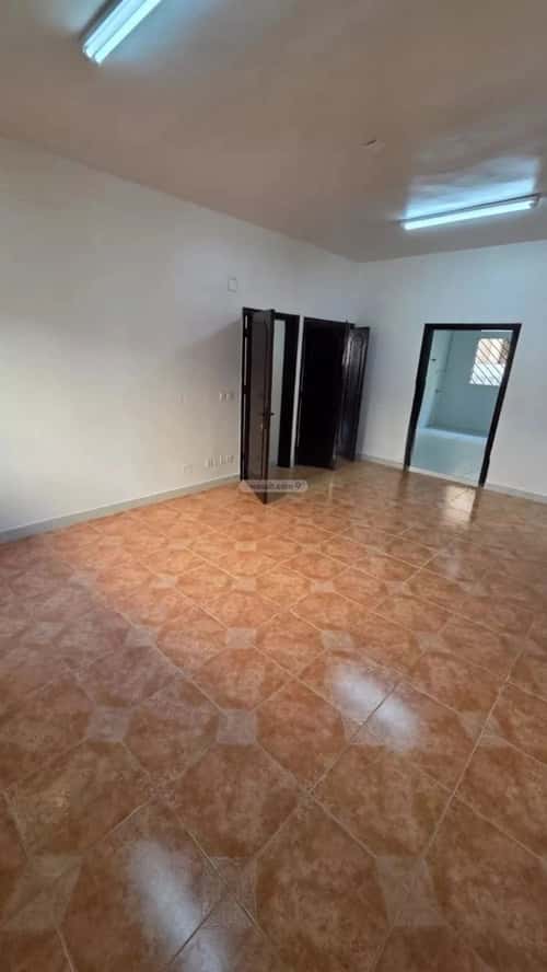 Floor 450 SQM with 4 Bedrooms Al-Khaleej, East Riyadh, Riyadh