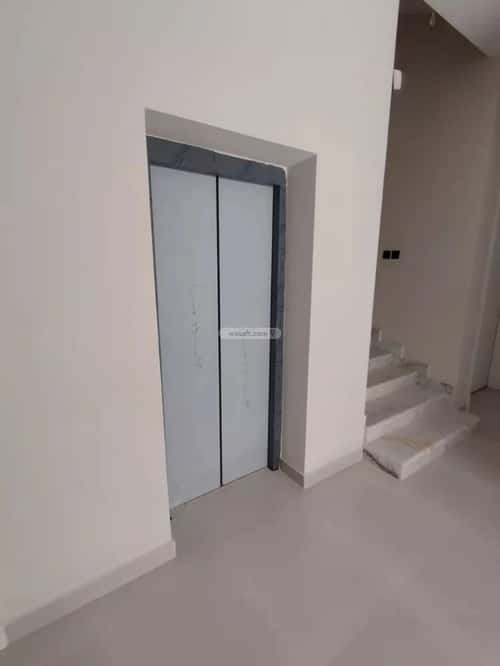 عمارة 450 متر مربع واجهة شرقية الضباط، وسط الرياض، الرياض
