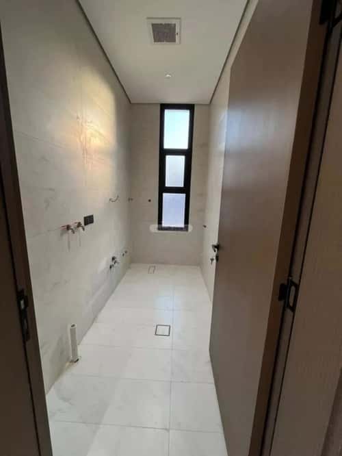 Building 400 SQM Facing South Al-Mahdiyah, West Riyadh, Riyadh