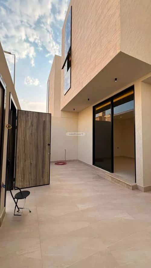 Villa 354 SQM Facing South on 20m Width Street Al Haya'A Ash Sham, Madinah