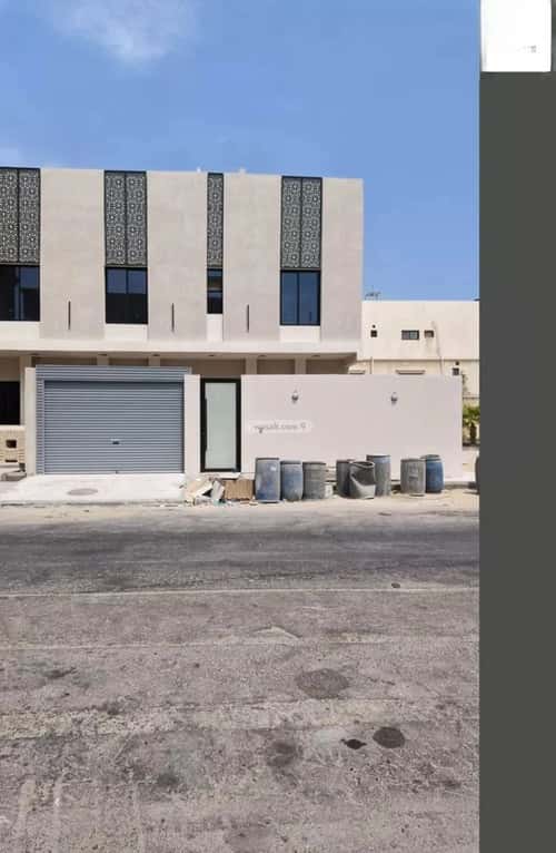 Apartment 192.87 SQM with 4 Bedrooms Al Etsalat, Aldammam