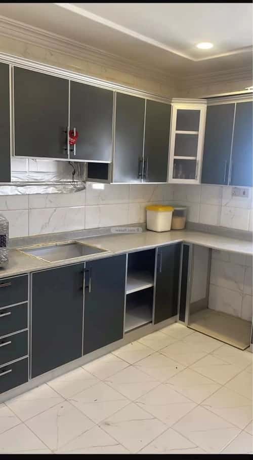 Apartment 750 SQM with 4 Bedrooms Al Manar, Aldammam
