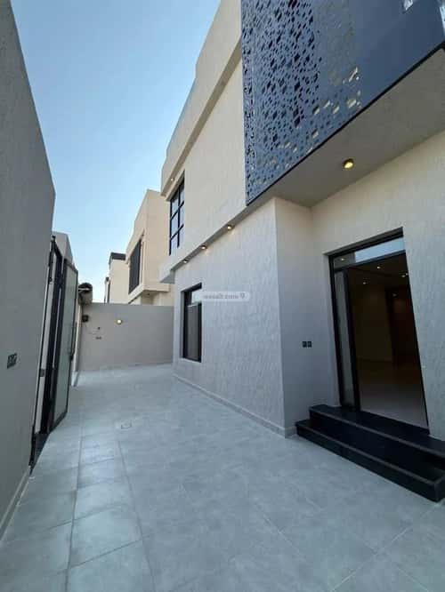 فيلا 312.5 متر مربع شمالية على شارع 16م السيف، الدمام