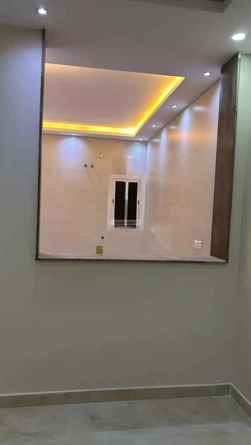 Building 275 SQM Facing South Al Yaqoot, North Jeddah, Jeddah
