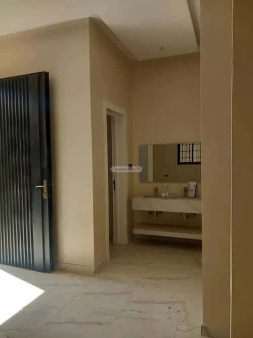 دور 375 متر مربع ب 5 غرف الجنادرية، شرق الرياض، الرياض