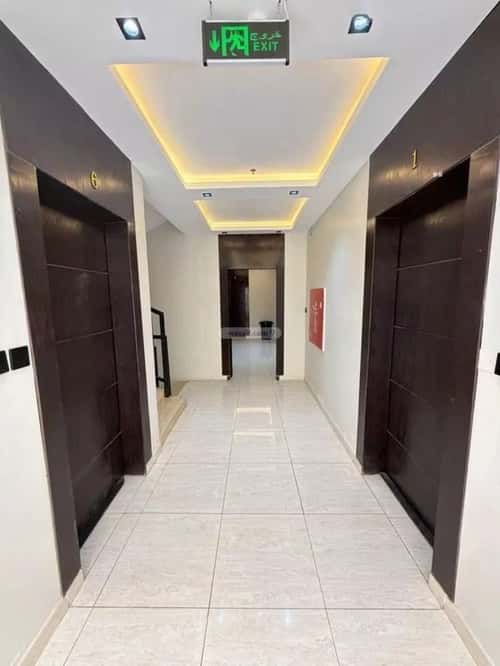 Building 700 SQM Facing North Al-Yarmuk, East Riyadh, Riyadh