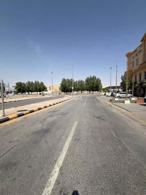 عمارة 700 متر مربع واجهة شمالية اليرموك، شرق الرياض، الرياض