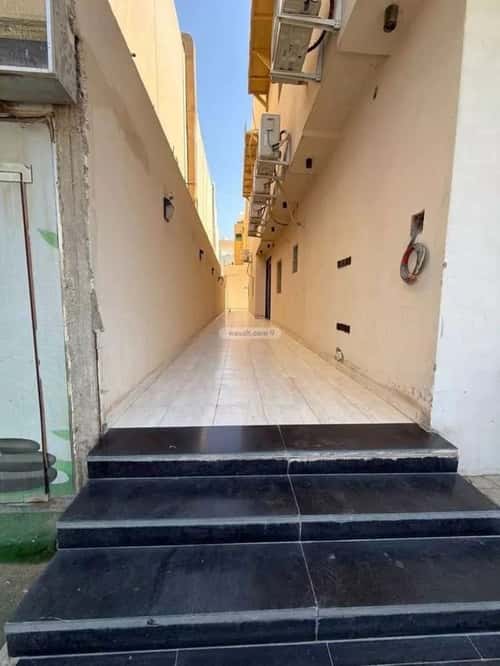 عمارة 700 متر مربع واجهة شمالية اليرموك، شرق الرياض، الرياض
